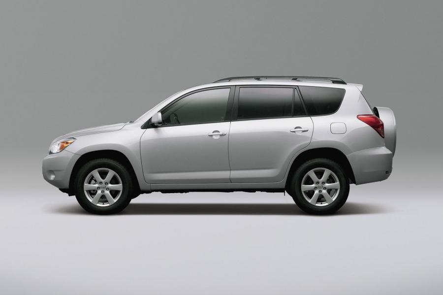  Toyota RAV4 2005 года  (фото 165 из 172)